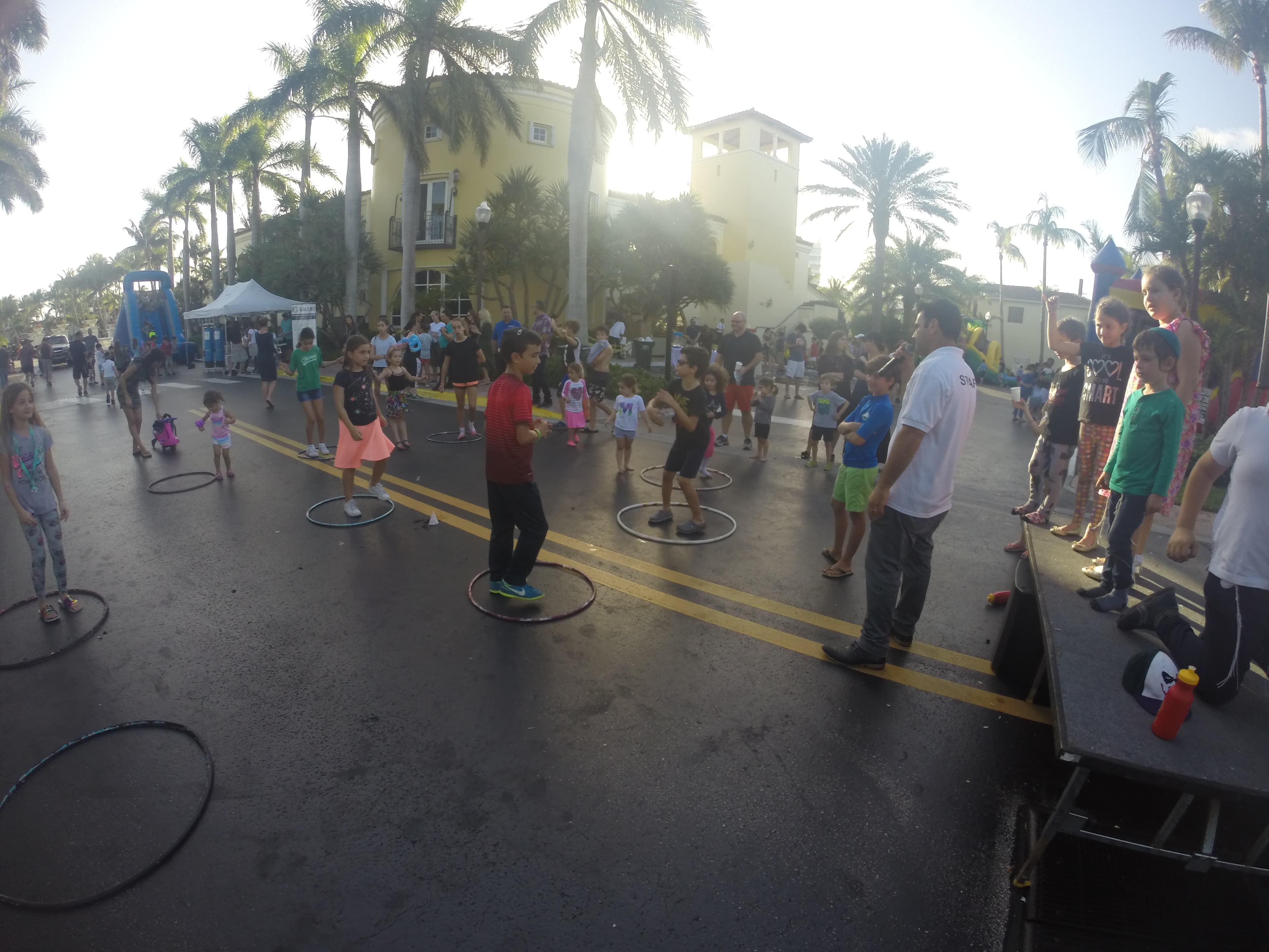 Aventura lakes HOA Fun Family Festival